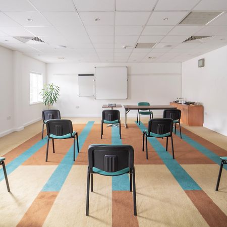 Holiday Inn Bristol Airport By Ihg Redhill  Εξωτερικό φωτογραφία