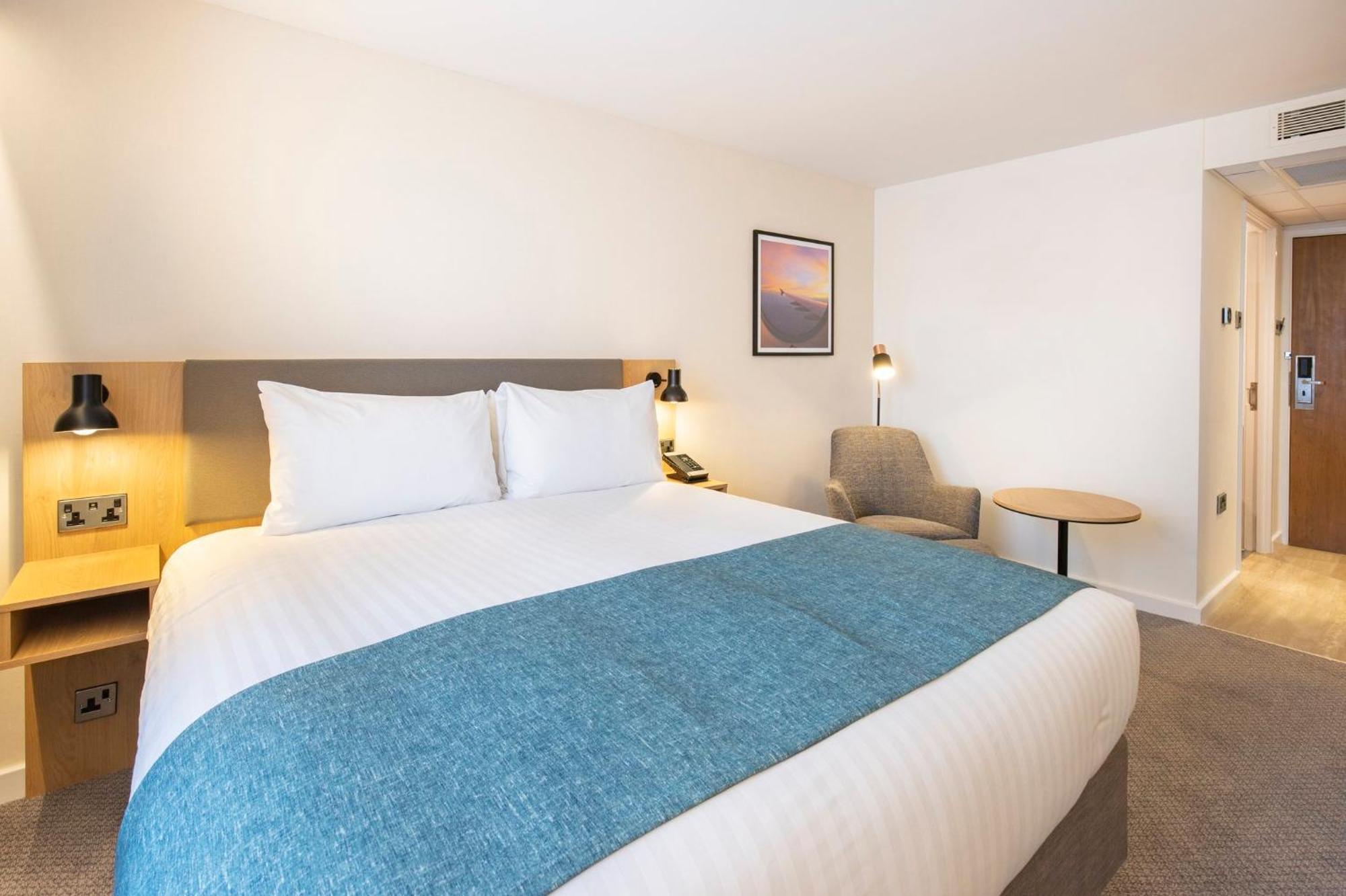 Holiday Inn Bristol Airport By Ihg Redhill  Εξωτερικό φωτογραφία