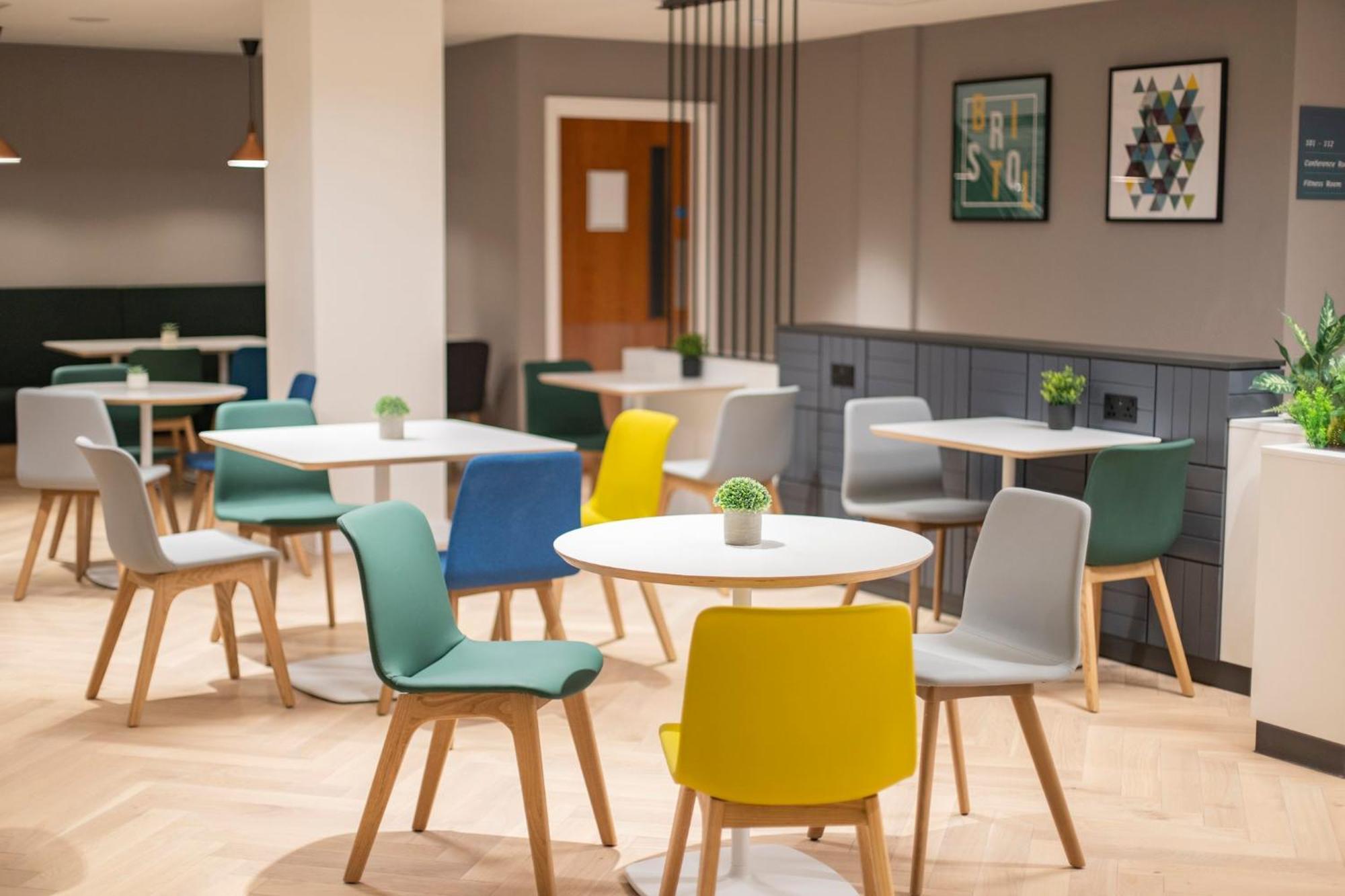 Holiday Inn Bristol Airport By Ihg Redhill  Εξωτερικό φωτογραφία