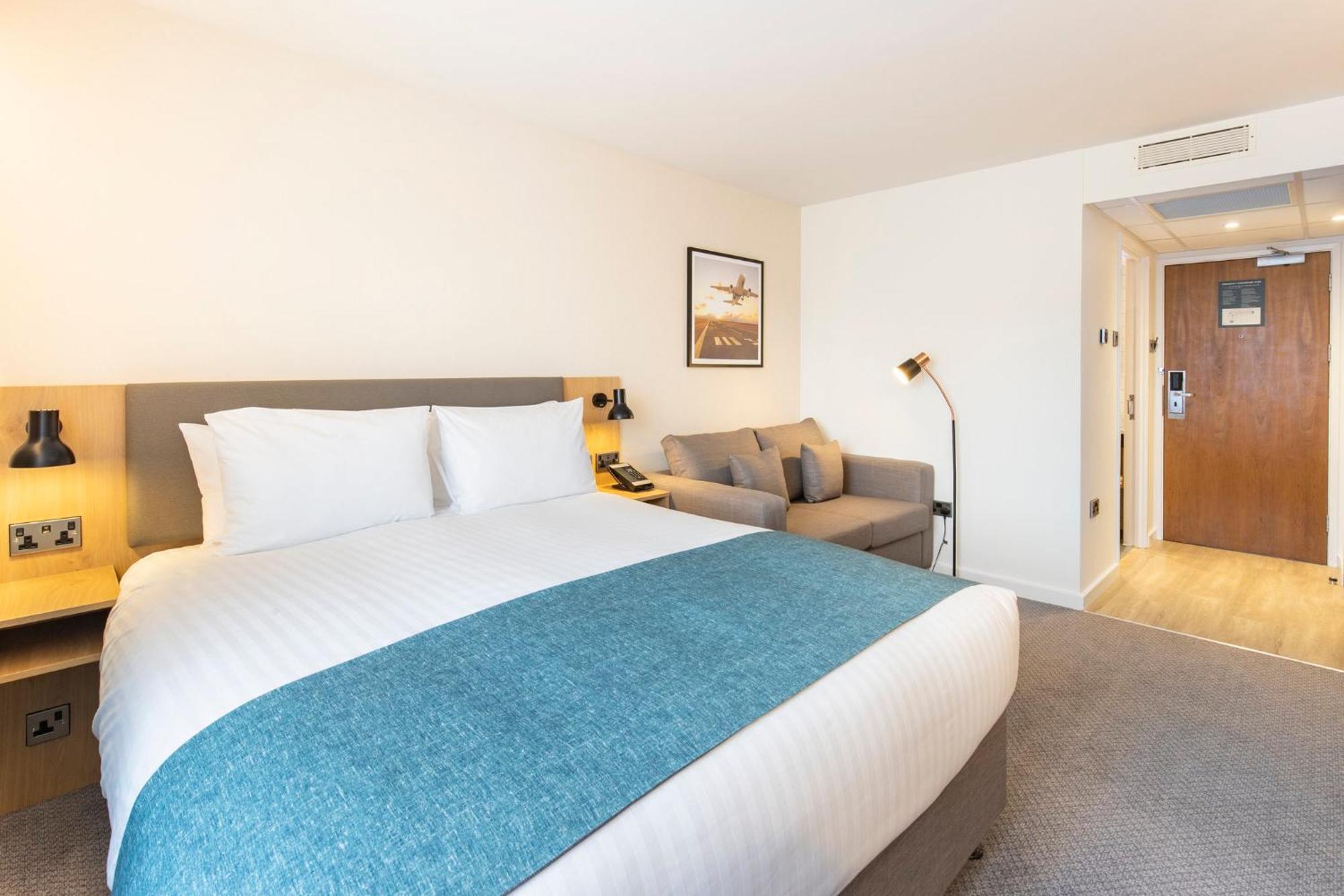 Holiday Inn Bristol Airport By Ihg Redhill  Εξωτερικό φωτογραφία