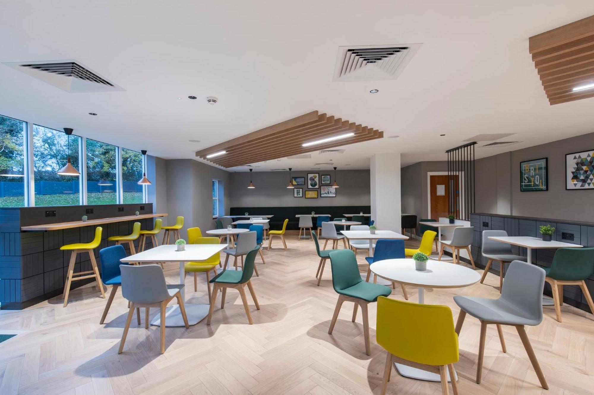 Holiday Inn Bristol Airport By Ihg Redhill  Εξωτερικό φωτογραφία