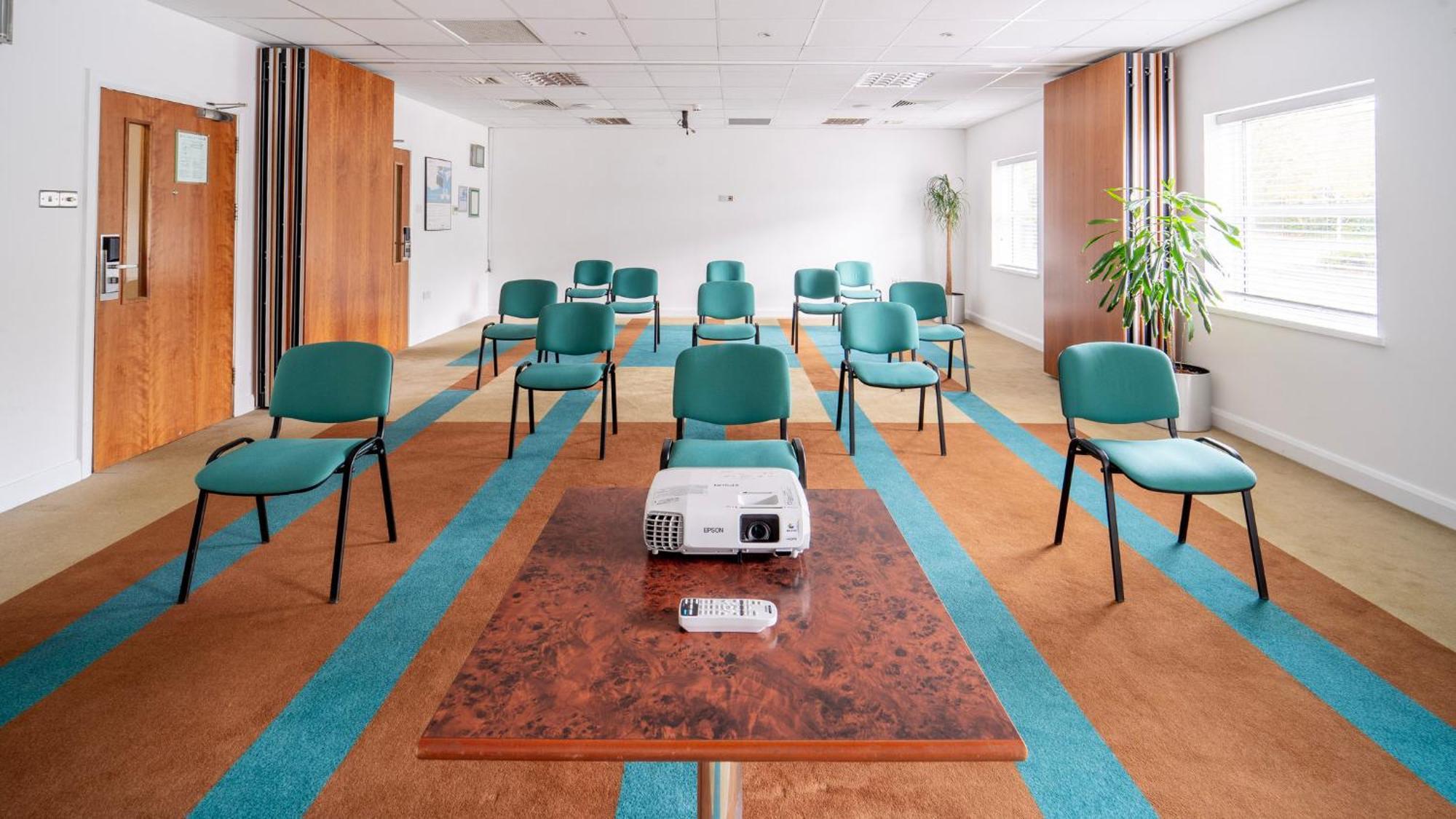 Holiday Inn Bristol Airport By Ihg Redhill  Εξωτερικό φωτογραφία