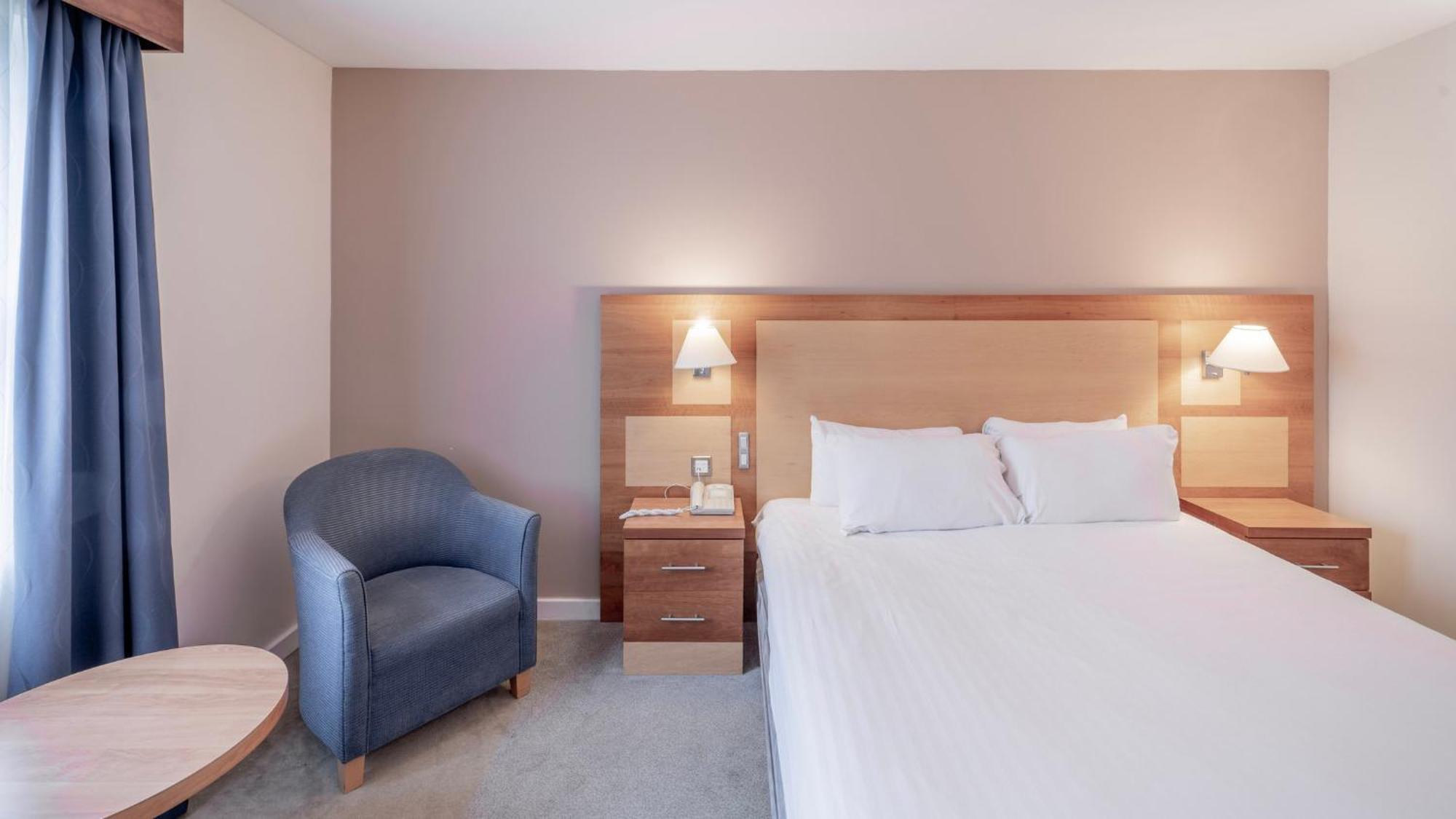 Holiday Inn Bristol Airport By Ihg Redhill  Εξωτερικό φωτογραφία