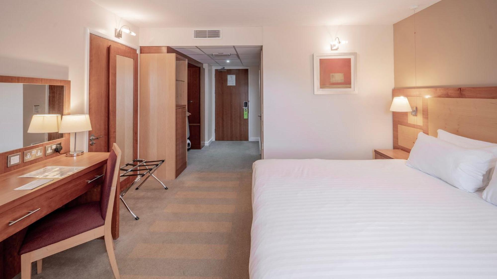 Holiday Inn Bristol Airport By Ihg Redhill  Εξωτερικό φωτογραφία