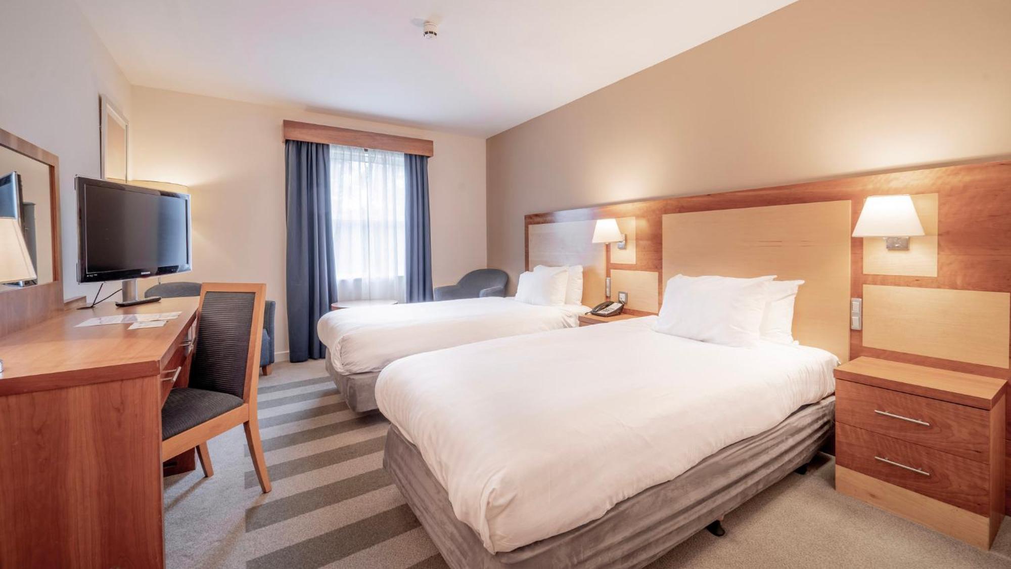 Holiday Inn Bristol Airport By Ihg Redhill  Εξωτερικό φωτογραφία