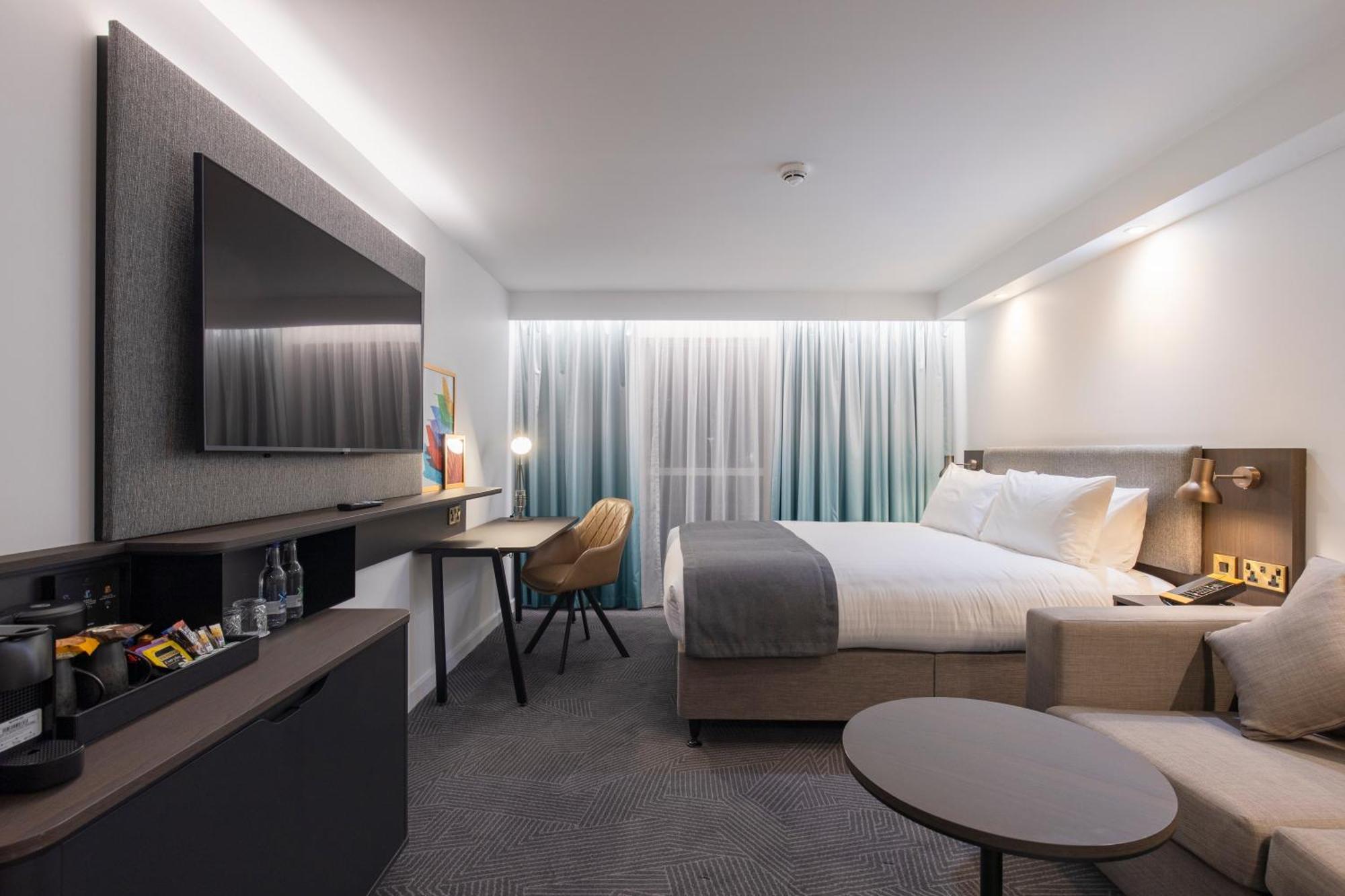 Holiday Inn Bristol Airport By Ihg Redhill  Εξωτερικό φωτογραφία